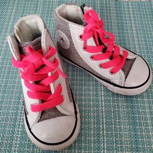 Converse toddlers size 5
